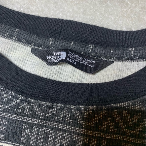 The North Face Women’s Holiday Nordic Waffle Tee - Picture 3 of 3